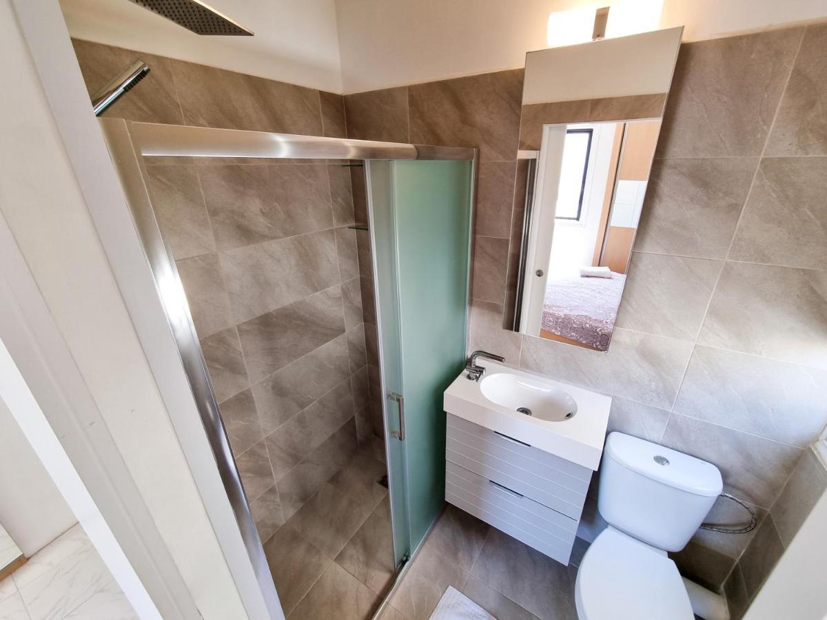 Cheer Up City Apartment, Near To The Finikoudes Beach Larnaca Zewnętrze zdjęcie
